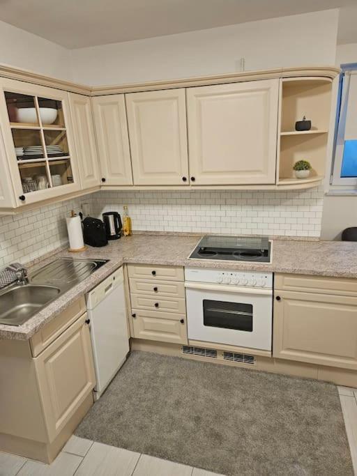Schoenes Apartment In Muenchen 외부 사진